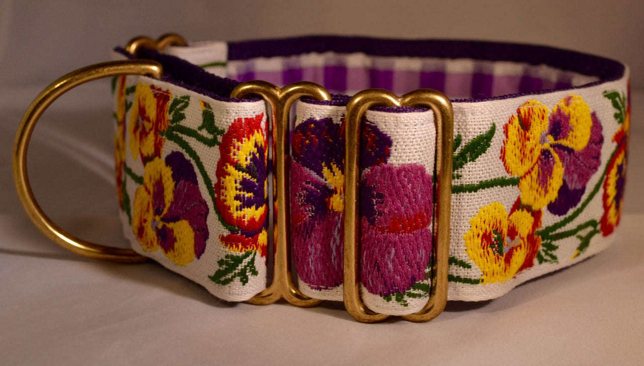Pansy Ecru 2" Masterpiece Dog Collar