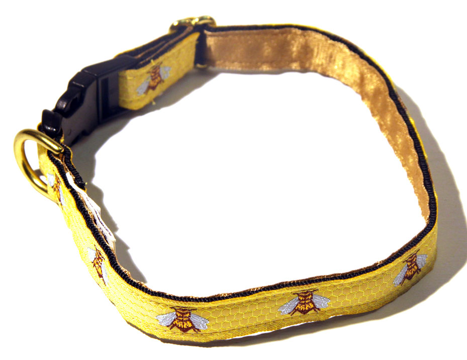 Royal Bees Dog Collar